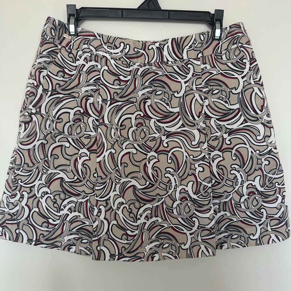 Printed A-Line Skirt in Beige with White and Burgundy Accents